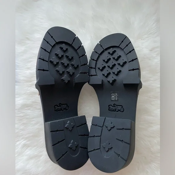 New! Coach Off-White Loafers - Picture 7 of 9